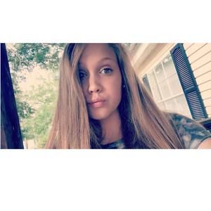 Meet your Posher, Kaitlyn